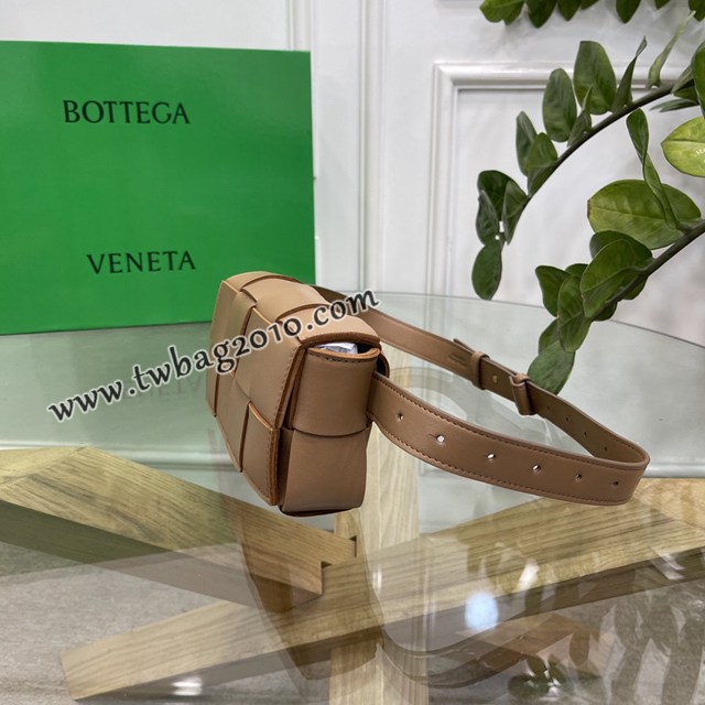 Bottega veneta高端女包 KF0015焦糖色 寶緹嘉CAEESTTE腰包 BV經典款手工編織手包腰包胸包斜挎包  gxz1211